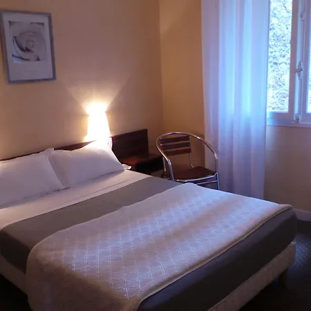 Szálloda Le Cambronne 2*