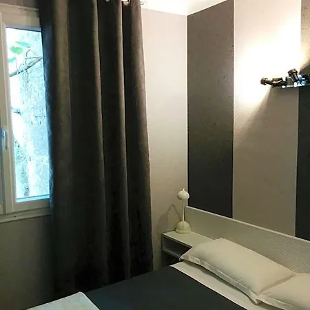 Hotel Le Cambronne Nantes