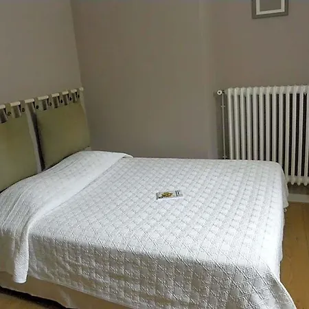 Le Cambronne Hotel 2*