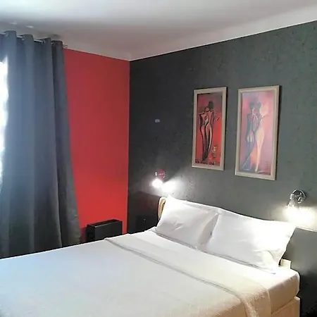 Le Cambronne Hotel