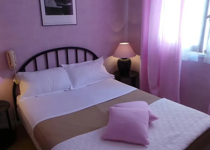 Hotel Le Cambronne Nantes