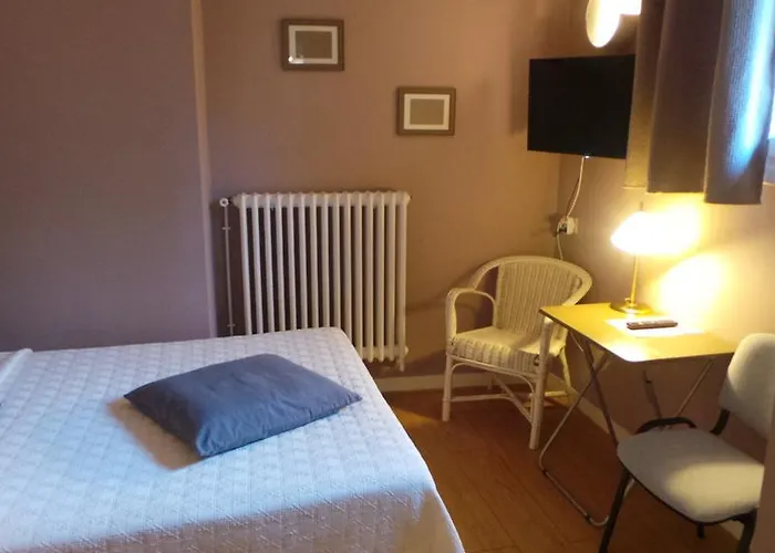 Le Cambronne 2* Nantes